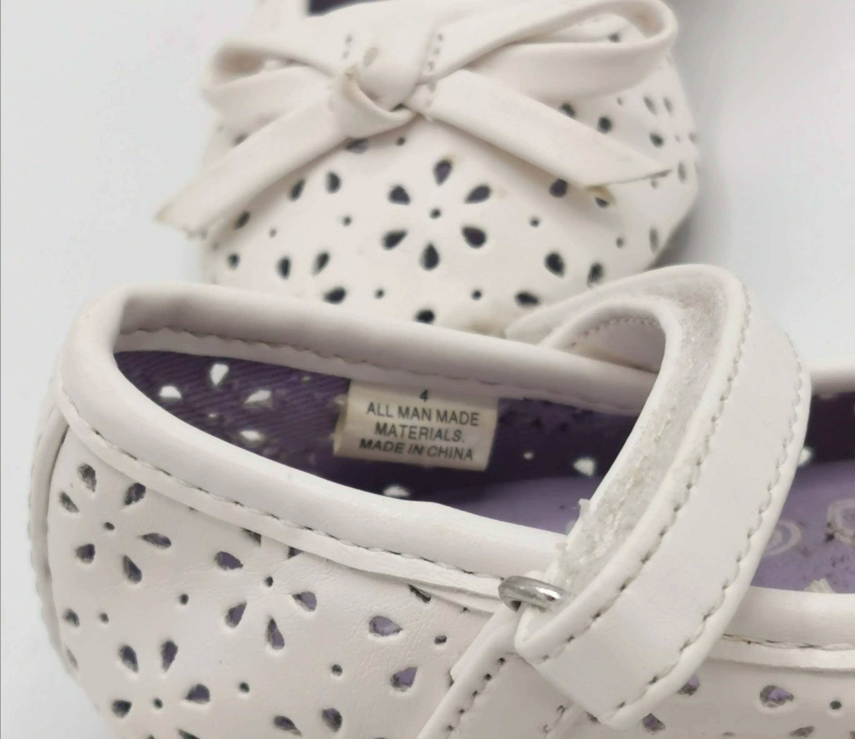 BABY GIRL SIZE 4 TODDLER - CHILDREN'S PLACE, White Eyelet Floral Ballet Flats VGUC B13