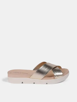 Criss Cross Flat