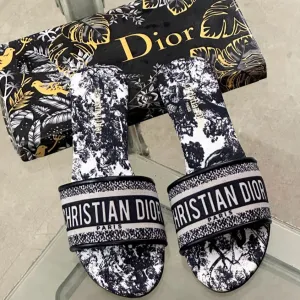 DIOR FLATS (Black Lion)
