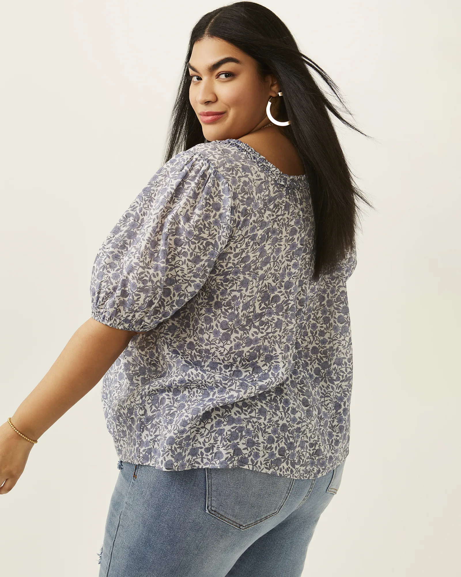 Everlene Calico Floral Puff Sleeve Top | White / Azure Blue