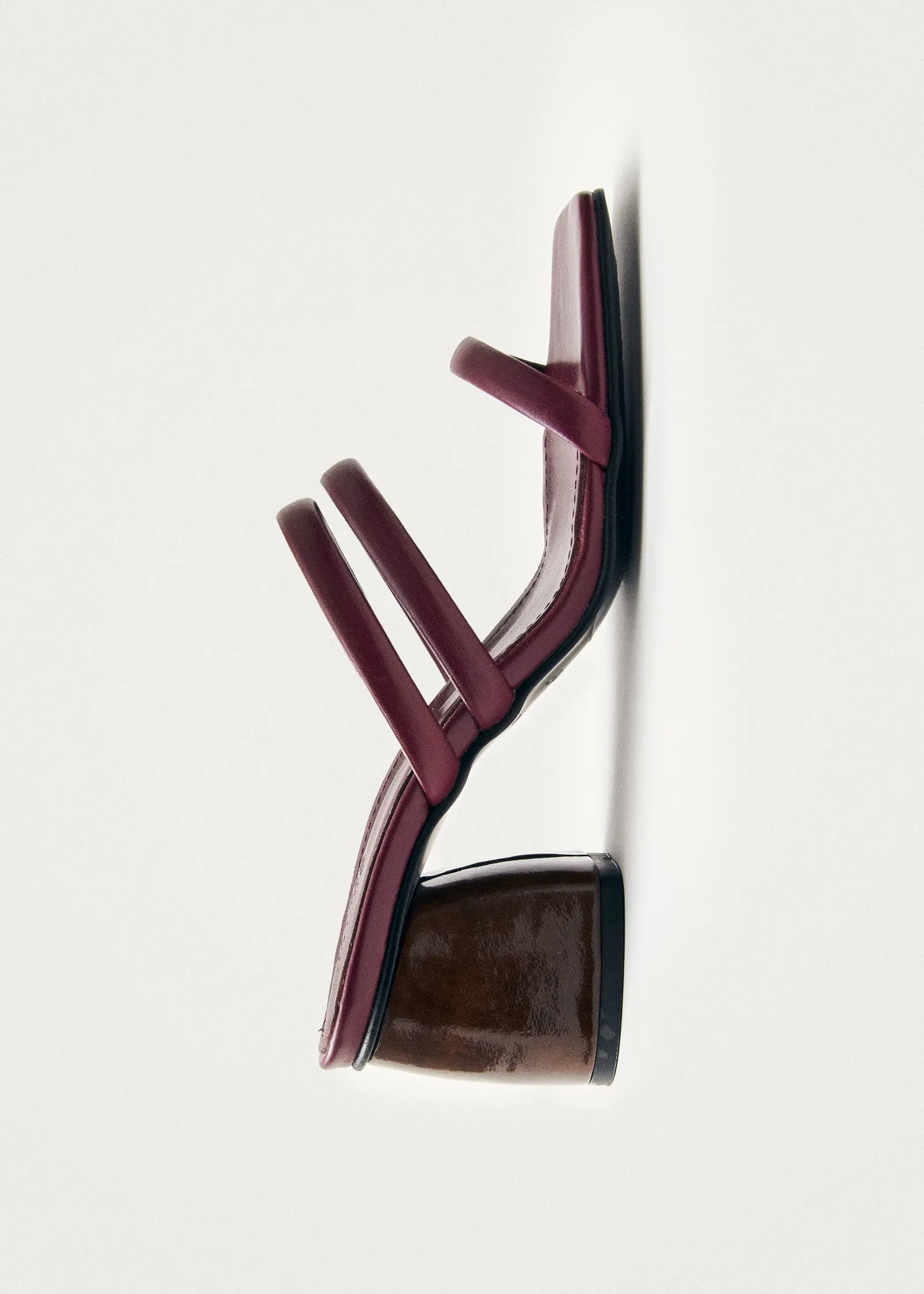 Indiana Bare Burgundy Leather Sandals
