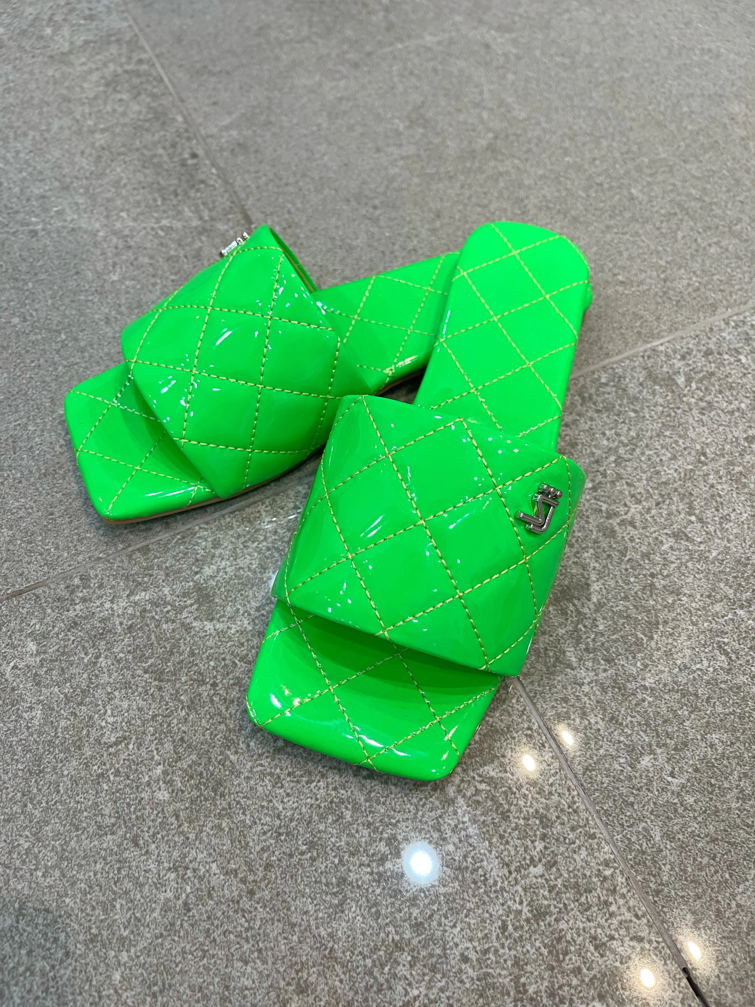 Mona Lisa Flats Green