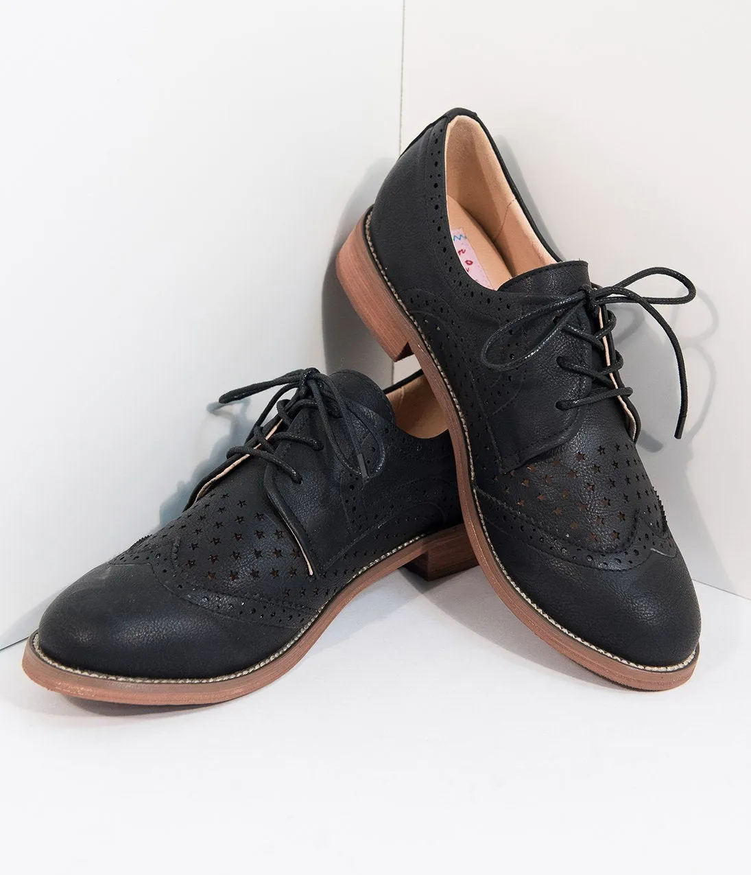 Retro Style Black Leatherette Oxford Shoes