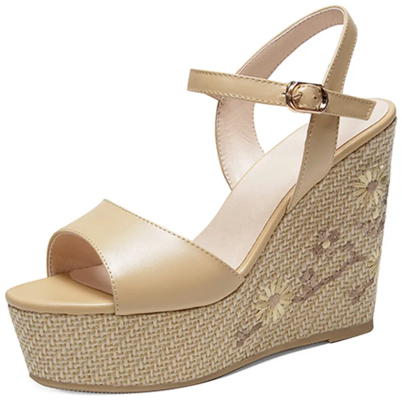 USS Shoes Valery Women's Platform Wedges Sandals
